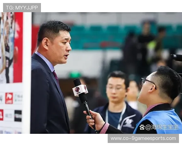 路人对老一代足球球星的印象与猜测 知名人物的昔日风采如何被传承 路人对老一代足球球星的印象与猜测 知名人物的昔日风采如何被传承